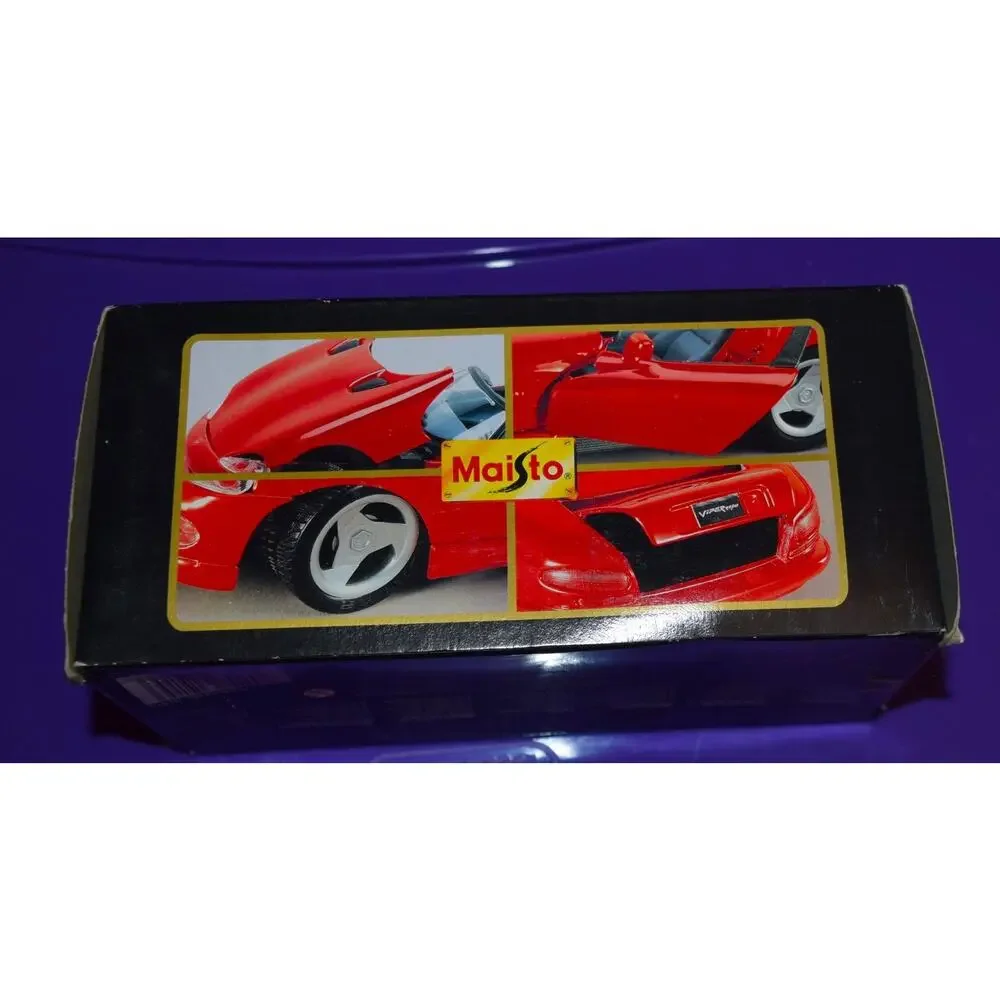 VTG 1995 Maisto DOGE VIPER RT/10 CONV. 1/24 scale Promo Model EMERALD ORIG.BOX